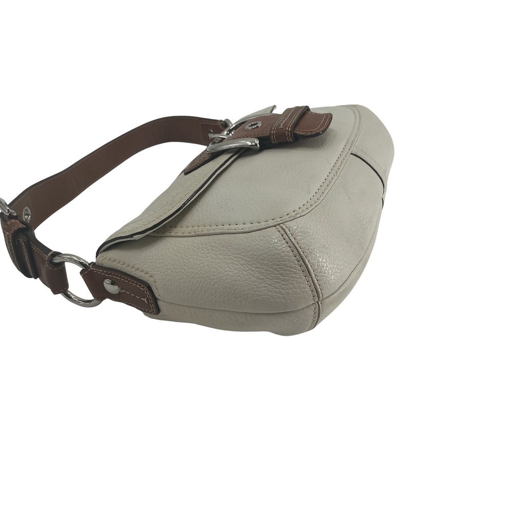 Coach Pebble Leather‎ Buckle Shoulder Bag – Ivory & Brown | F15105 - Picture 7 of 10